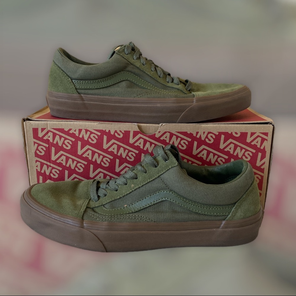 Vans “Old Skool” suede/canvas